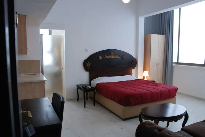 guest_rooms