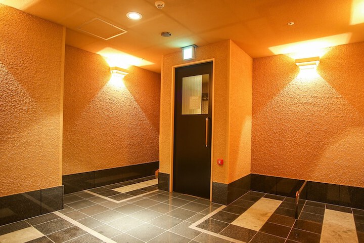 Room 55 of 104