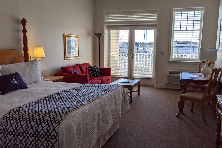 Room 6 of 36