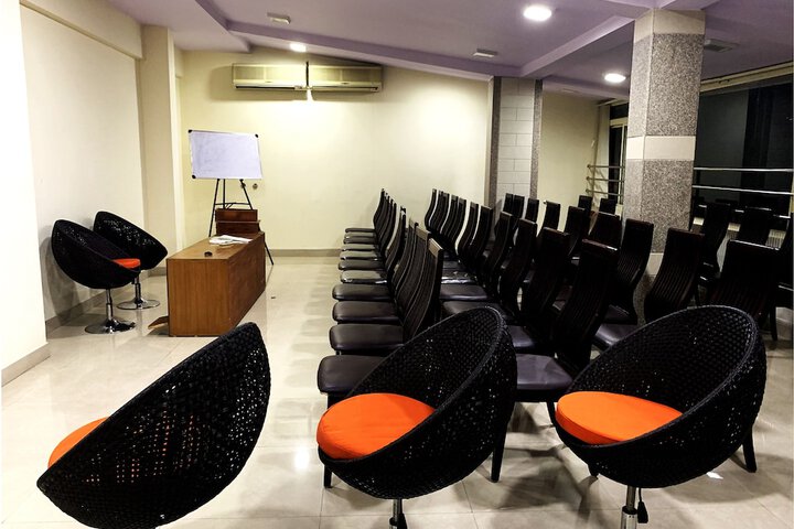 Business Center 2 of 11