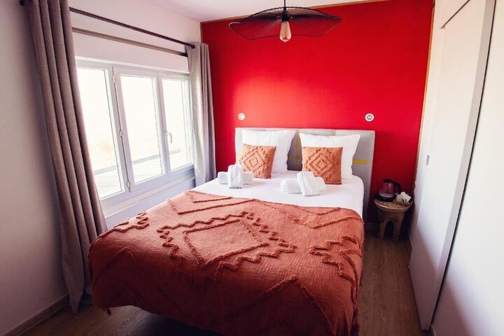 Room 15 of 148