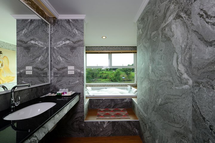 Room 20 of 56