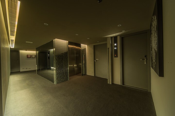 Ballroom/Hall 85 of 91