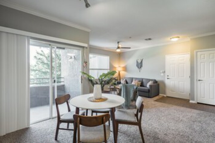 Room 35 of 187