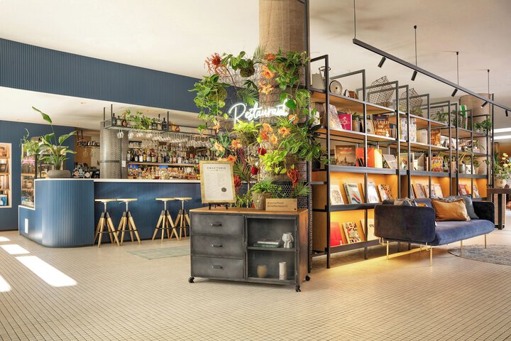 Hotel Lobby