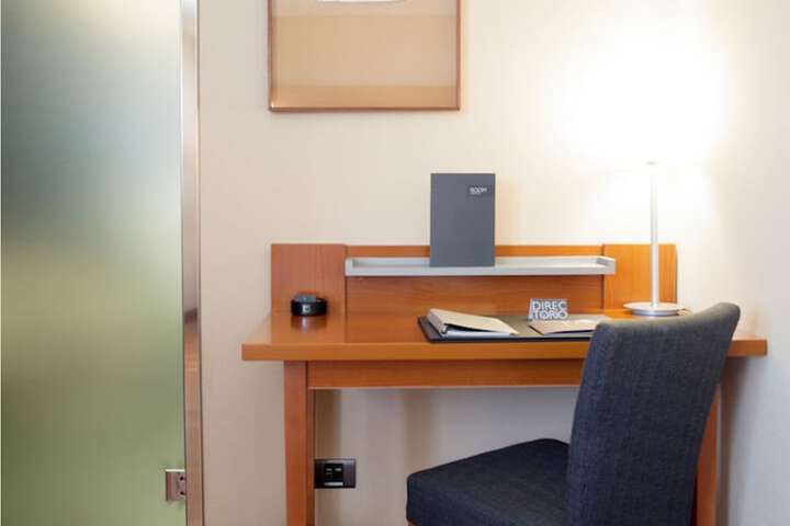 Room 4 of 30
