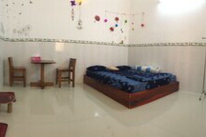 Room 11 of 44