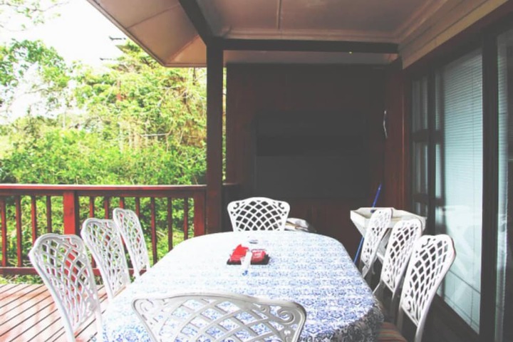 Terrace/Patio 9 of 13