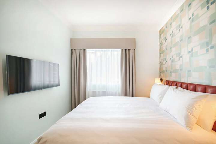 Room 46 of 144