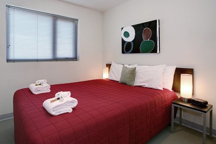 Room 5 of 43