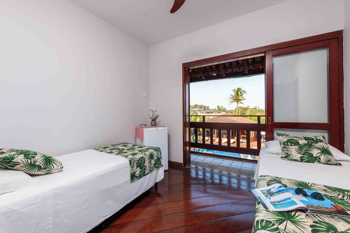 Room 2 of 14
