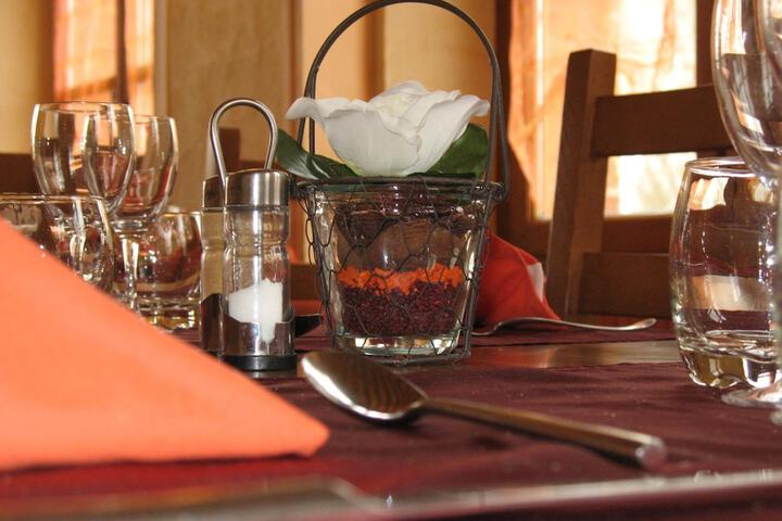 Dining Photos