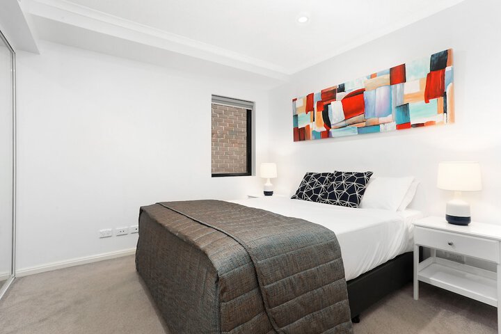 Room 3 of 42