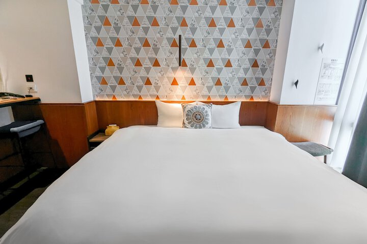Room 21 of 68
