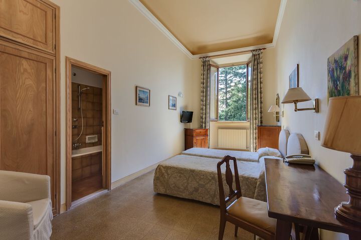 Room 6 of 47