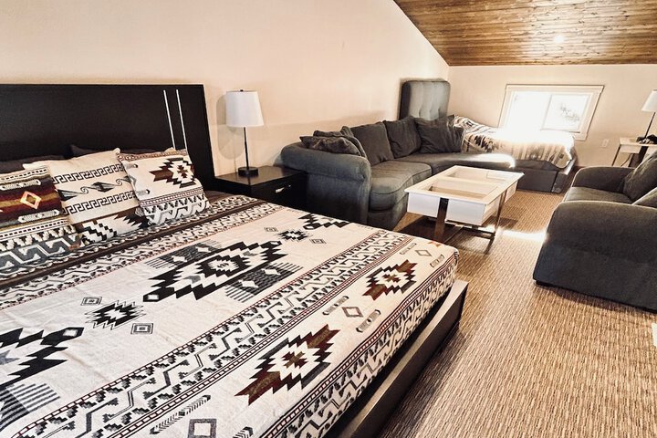 Room 18 of 53