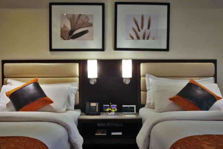 Room 13 of 84