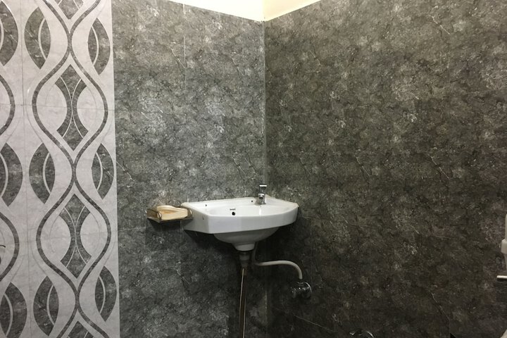 Room 21 of 30