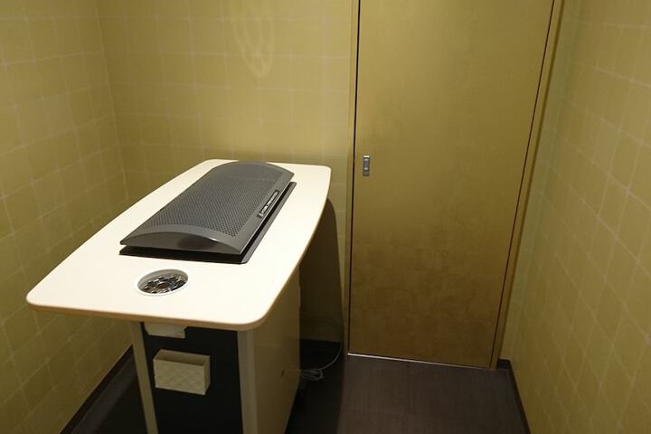 Room 30 of 70
