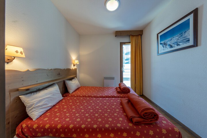 Room 4 of 31