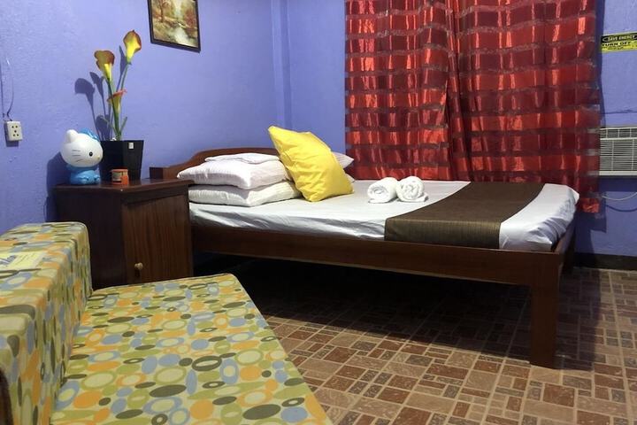 Room 7 of 27