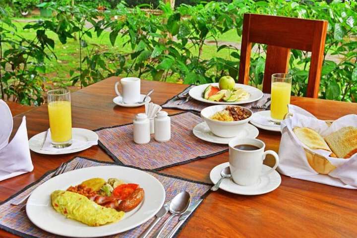 Breakfast/Coffee Service 13 of 17