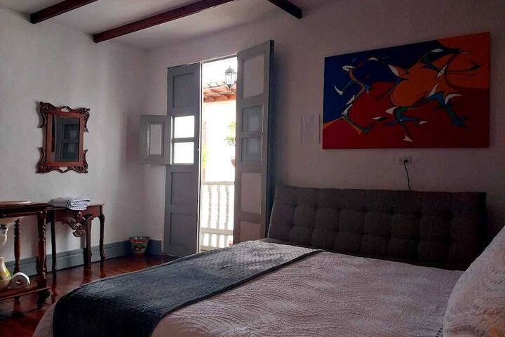 Room 30 of 67