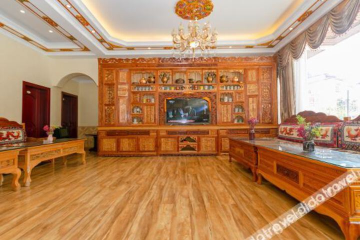 Hotel Interior 6 of 22