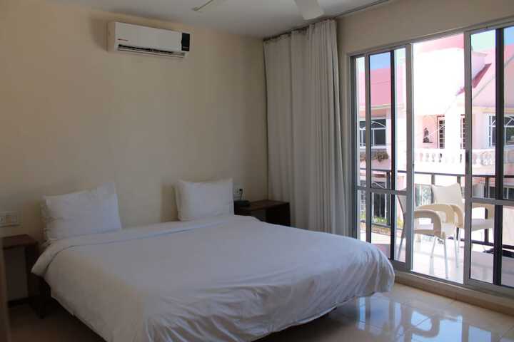 Room 5 of 54