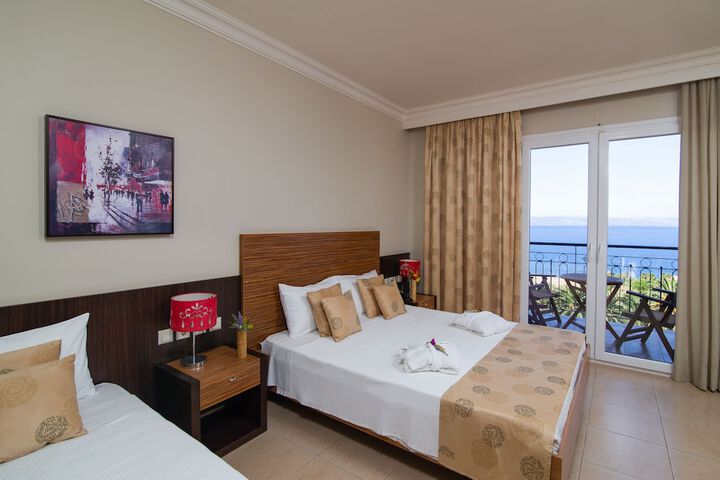 Room 15 of 72