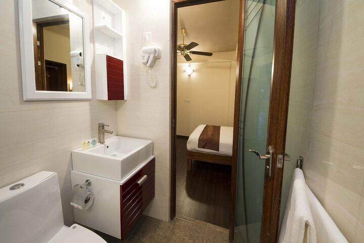 Room 26 of 69