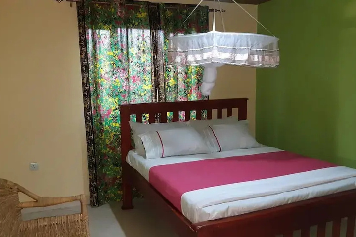 Room 2 of 13