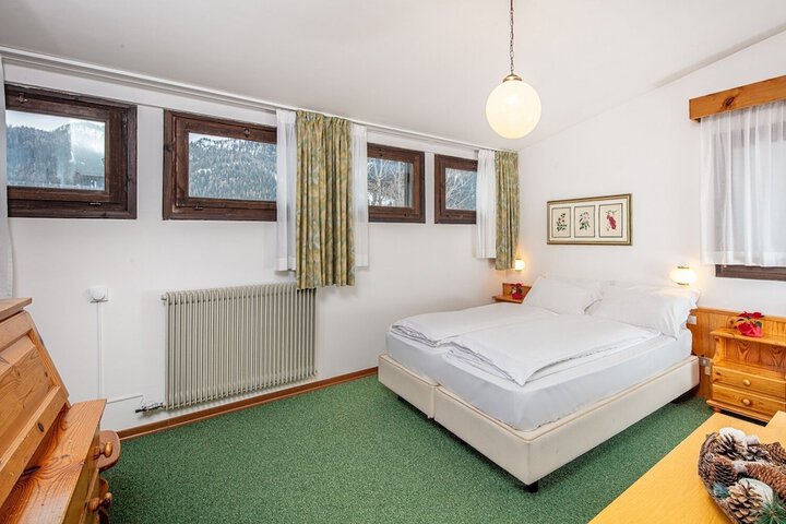 Room 18 of 45