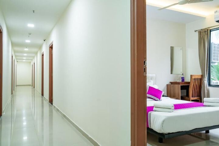 Room 13 of 43