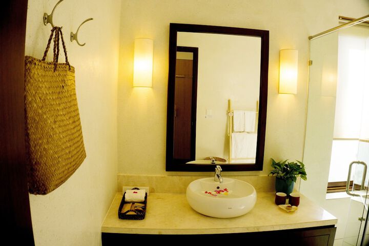 Room 25 of 51