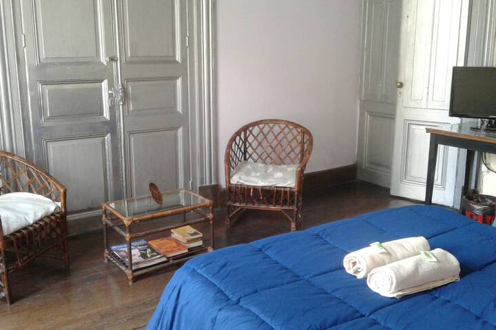 Room 8 of 30