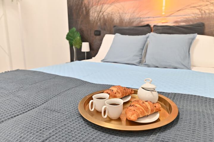 Room 10 of 20