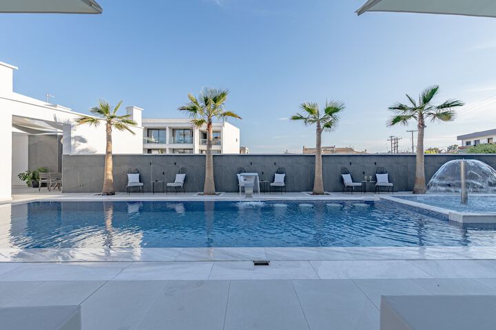 Pool 36 of 40