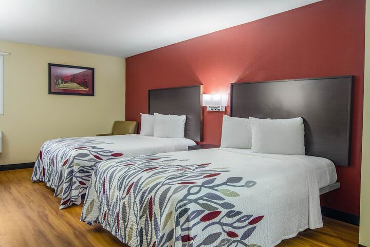 Standard Room, King or Two Doubles (5 of 7)