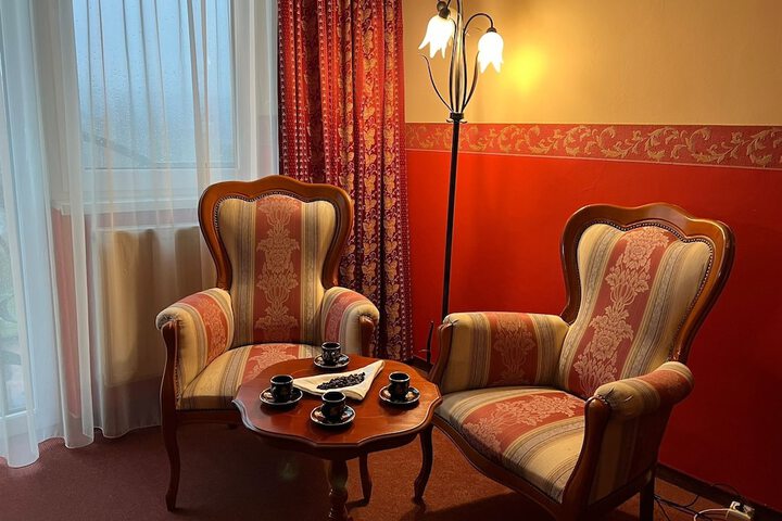 Room 28 of 84