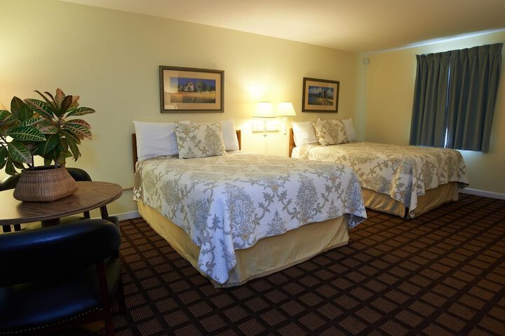 Room 10 of 23