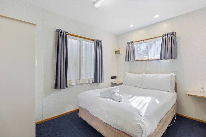 Room 15 of 84