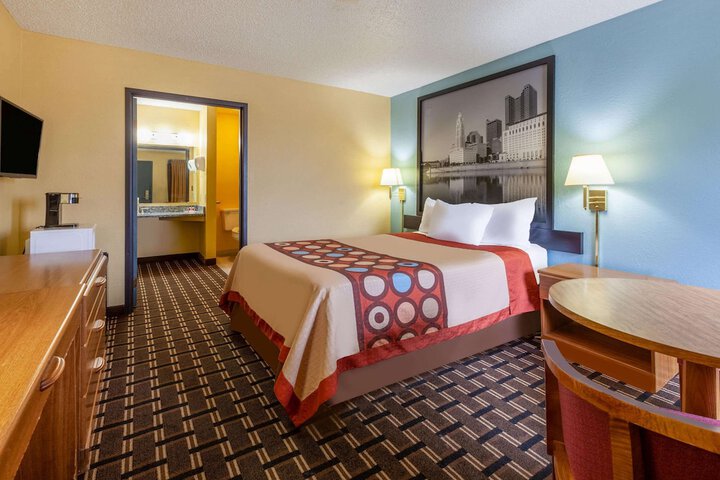 1 Double Bed Accessible Room (5 of 17)