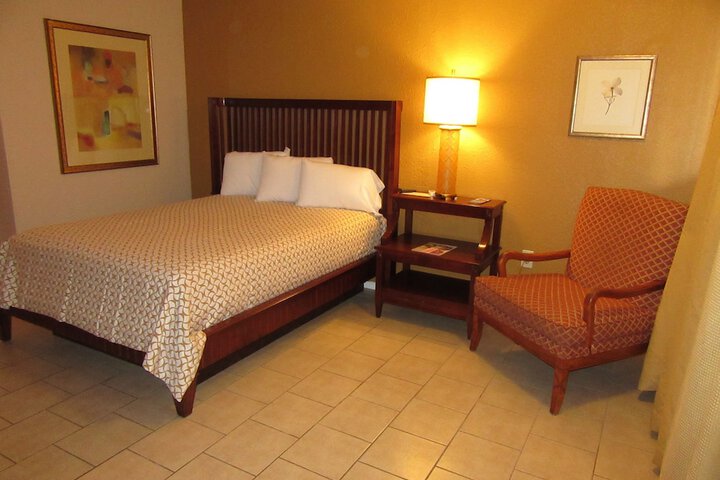 Room 14 of 32