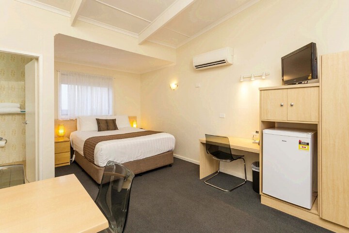 Room 10 of 71