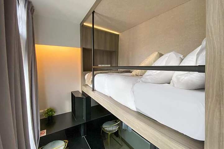 Room 70 of 180