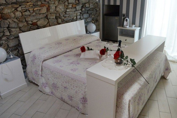 Room 10 of 45