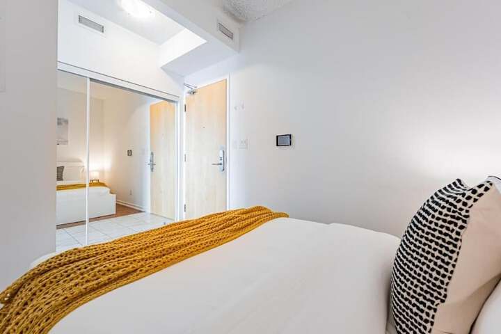 Room 22 of 260