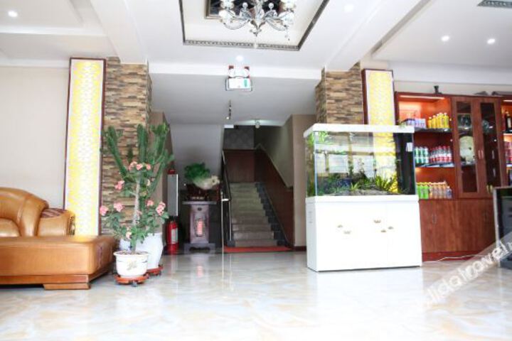 Hotel Interior 8 of 33