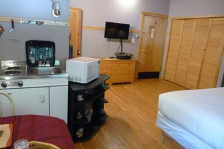 Room 14 of 21